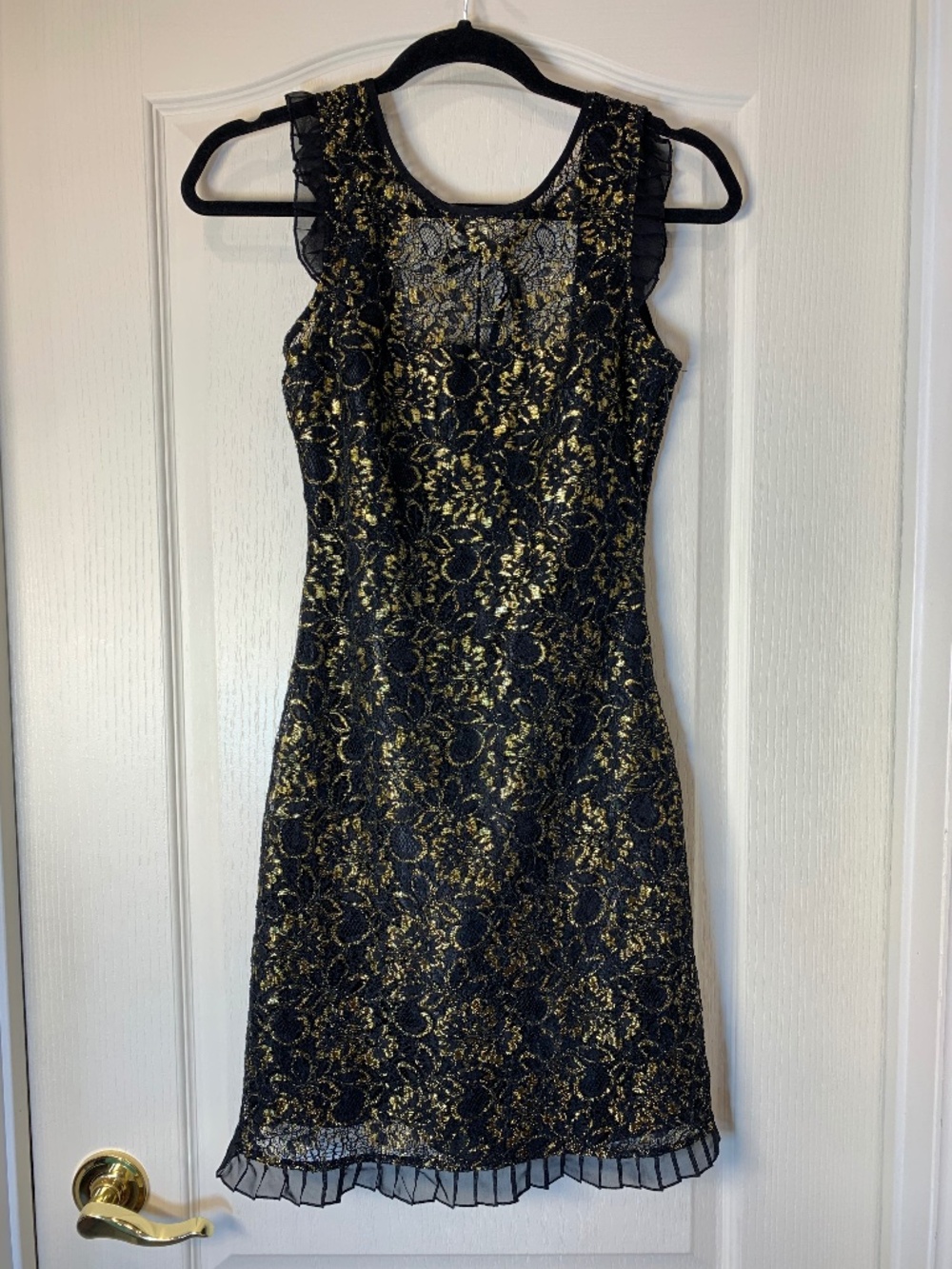 Lipsy London Black & Gold Lace Party Dress UK 8 Open Back Cocktail Holiday NYE